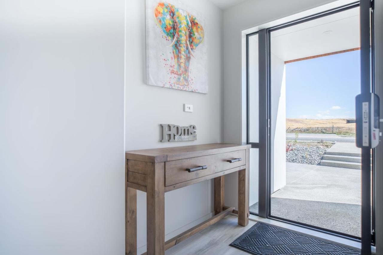 Neptune Holiday House Lake Tekapo Exterior foto