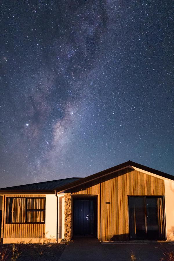 Neptune Holiday House Lake Tekapo Exterior foto