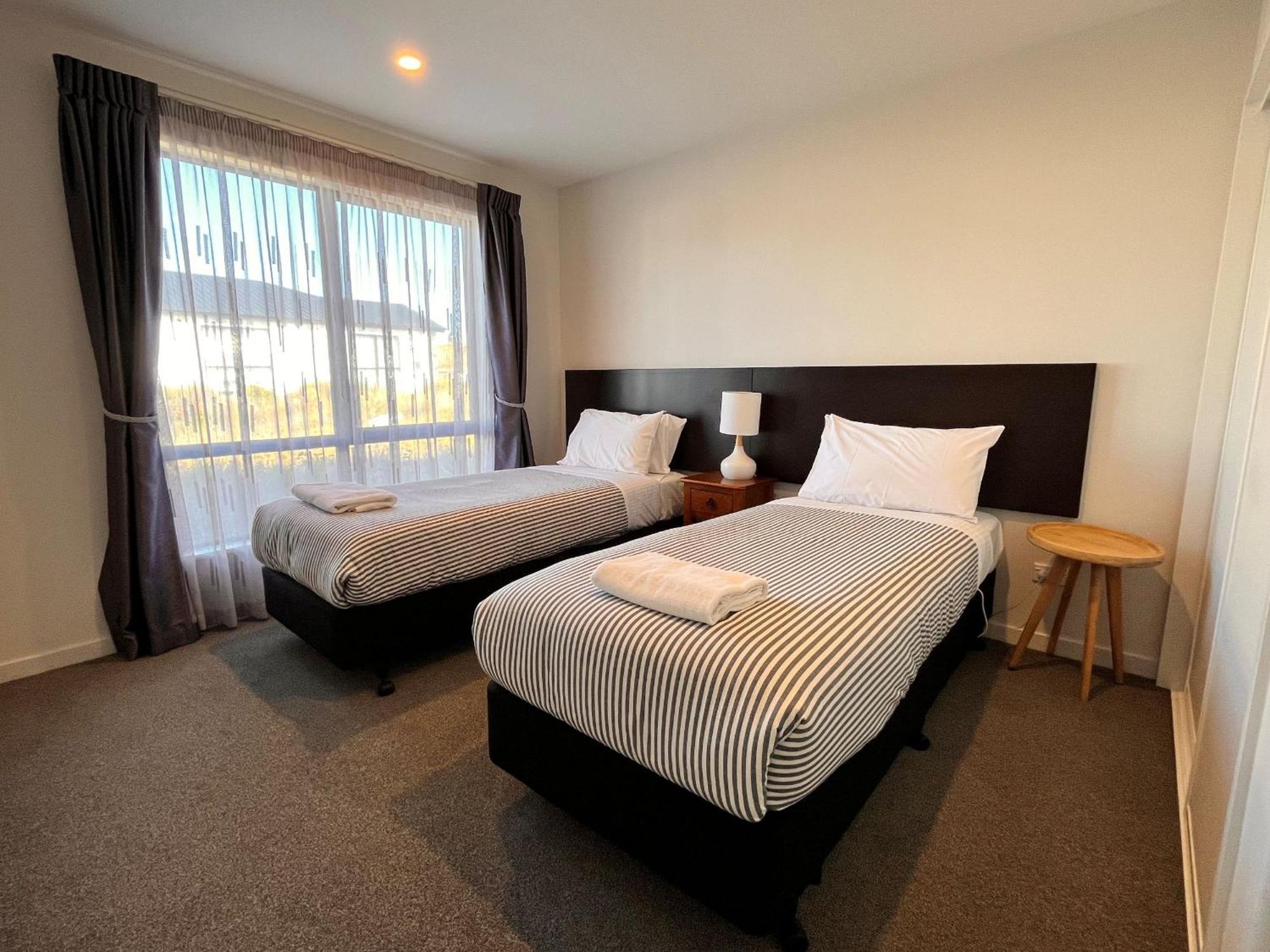 Neptune Holiday House Lake Tekapo Exterior foto
